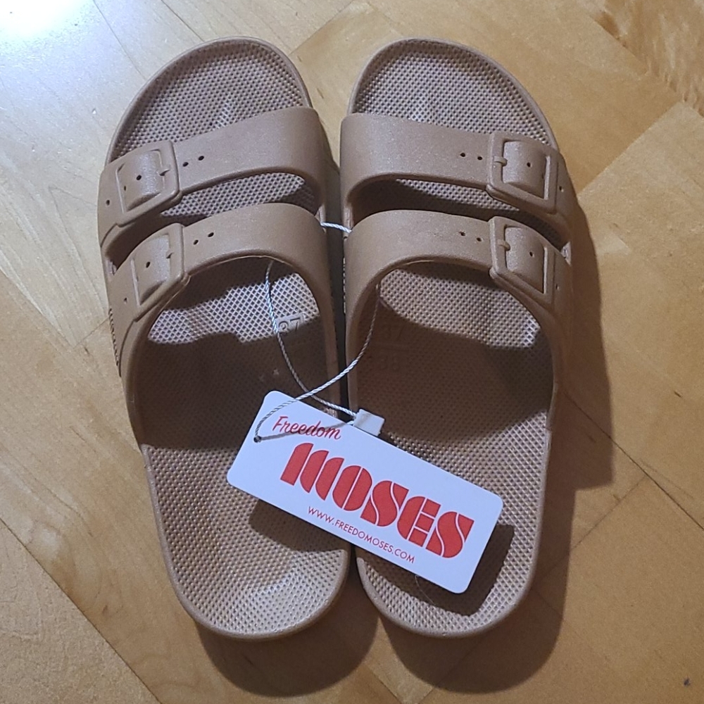 Freedom Moses Shoes